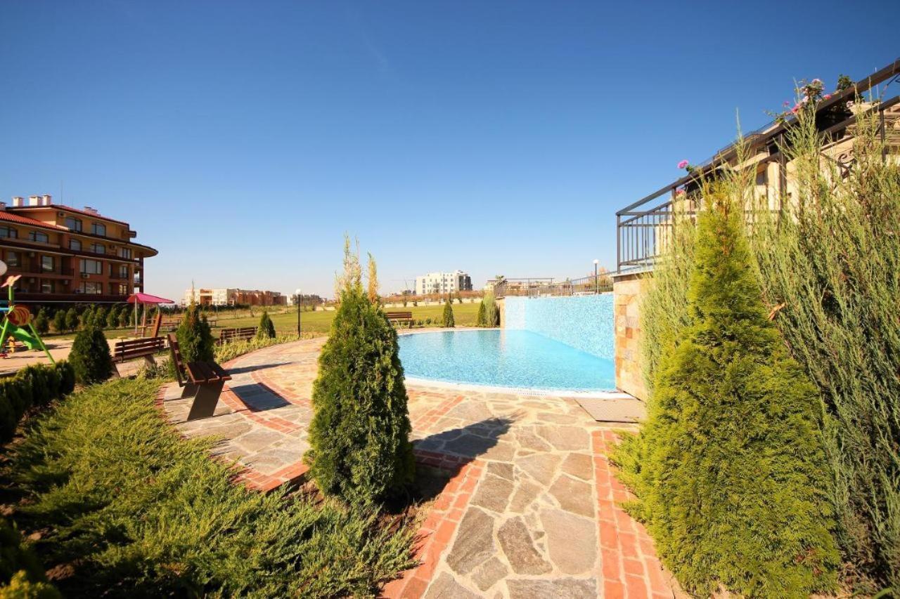 Charming Studio In Sorrento Sole Mare Sveti Vlas Exterior foto